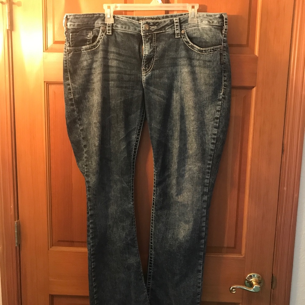 Women’s jeans